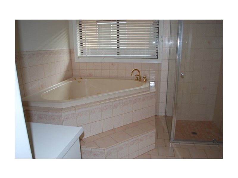 15 McFarlane Road, Mooroopna VIC 3629