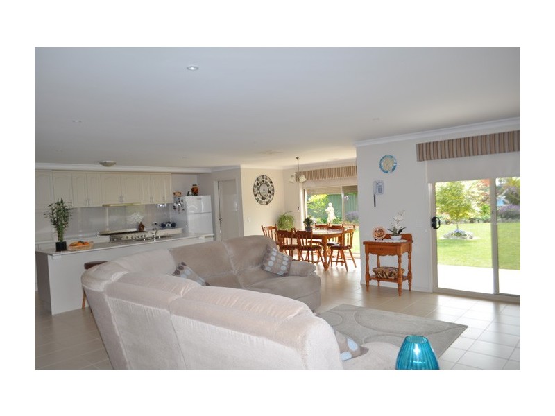 29 Banfield Avenue, Mooroopna VIC 3629
