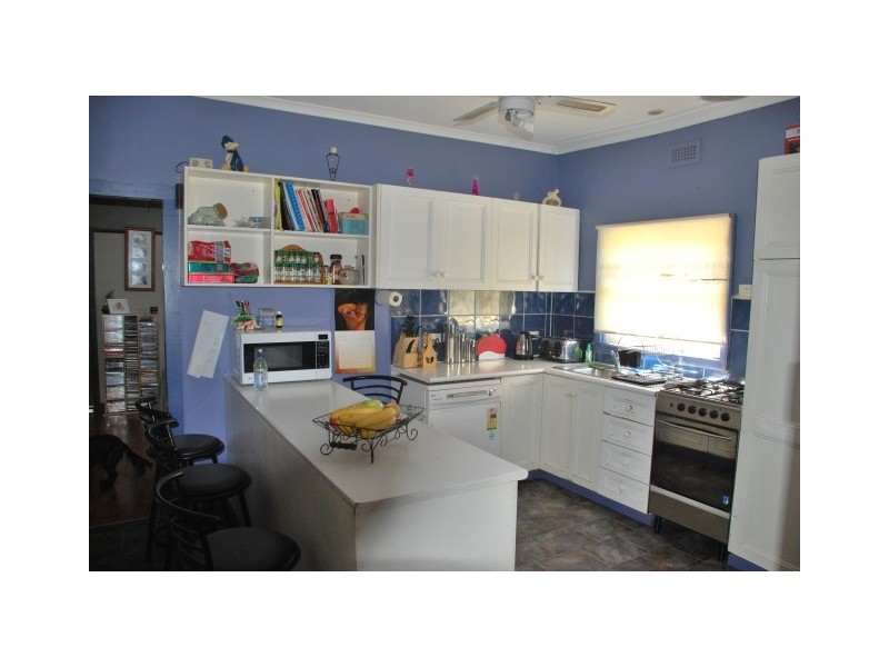 208 Balaclava Road, Shepparton VIC 3630