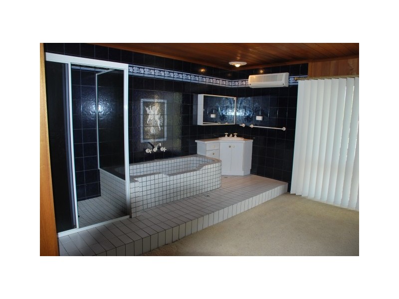 19 Furphy Avenue, Kialla VIC 3631