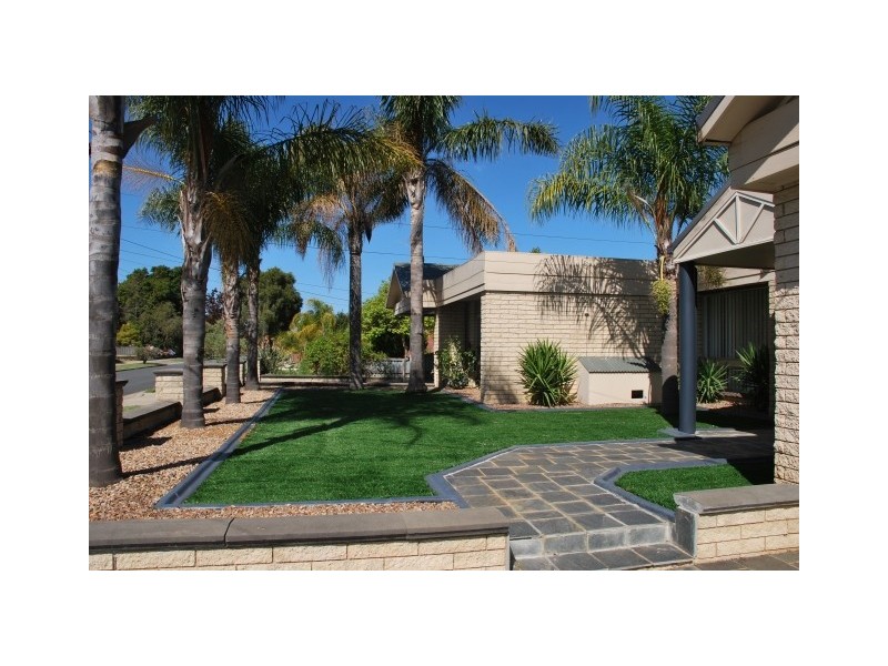 19 Furphy Avenue, Kialla VIC 3631