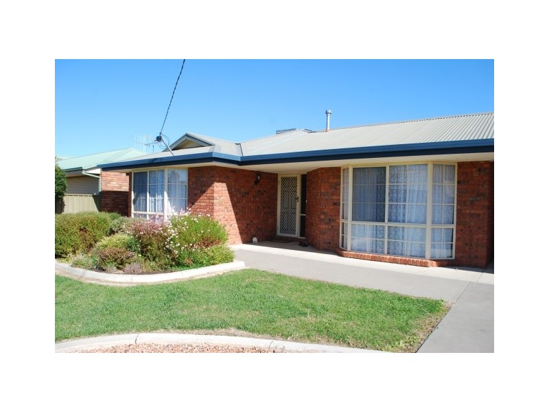 64 Charles Street, Mooroopna VIC 3629