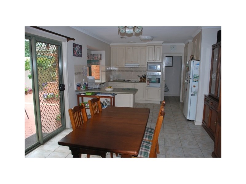 11 Woodburn Place, Shepparton VIC 3630