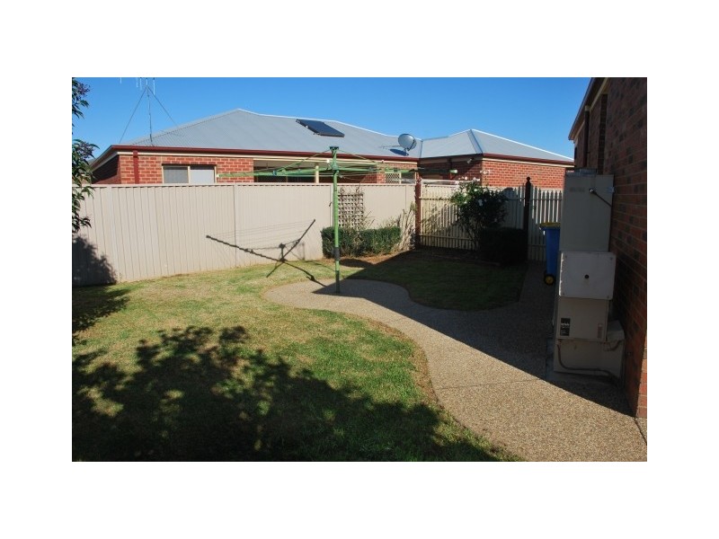 95 Parkside Drive, Shepparton VIC 3630