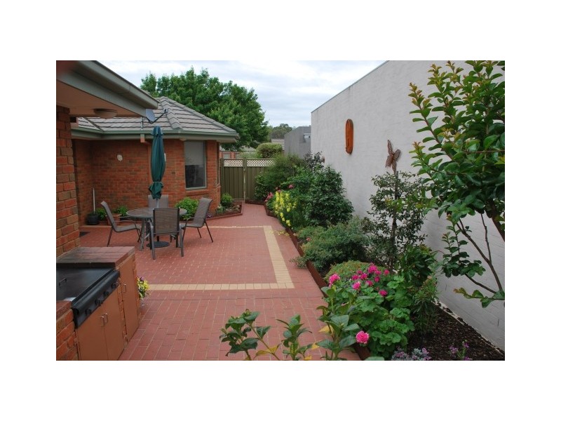 11 Woodburn Place, Shepparton VIC 3630