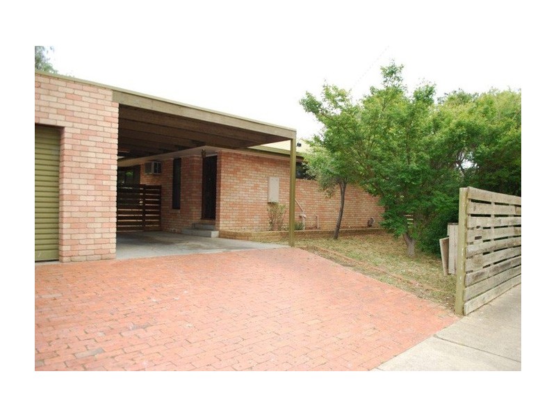19 Hutchins Crescent, Mooroopna VIC 3629