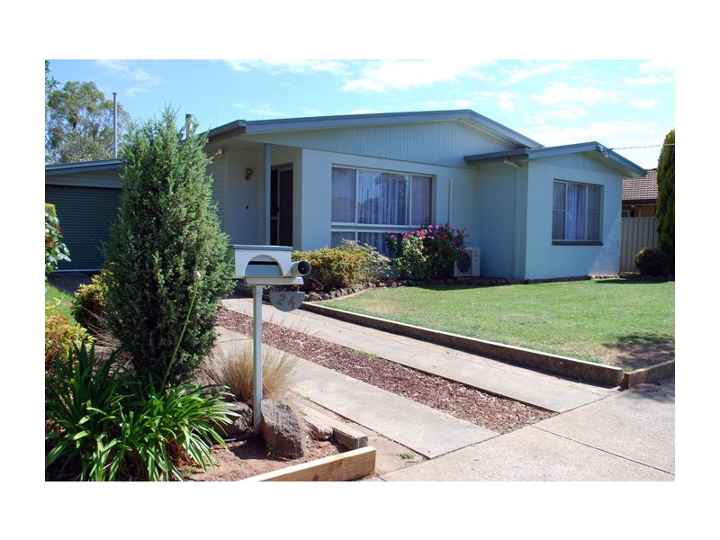 24 Emma Street, Mooroopna VIC 3629