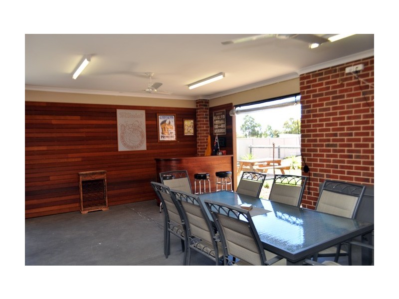 7 Wendouree Drive, Kialla VIC 3631