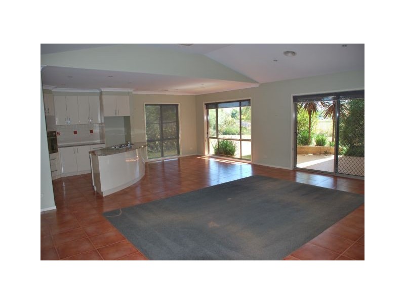 2 Brewster Court, Kialla VIC 3631