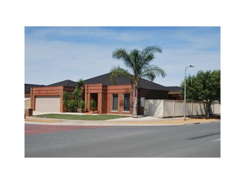 2 Pontiac Avenue, Shepparton VIC 3630