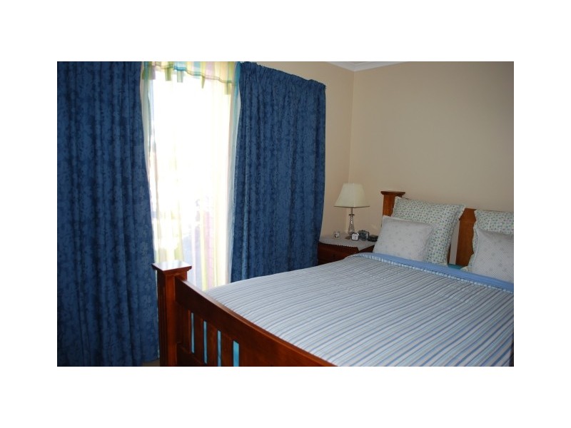 10 Streeton Drive, Shepparton VIC 3630