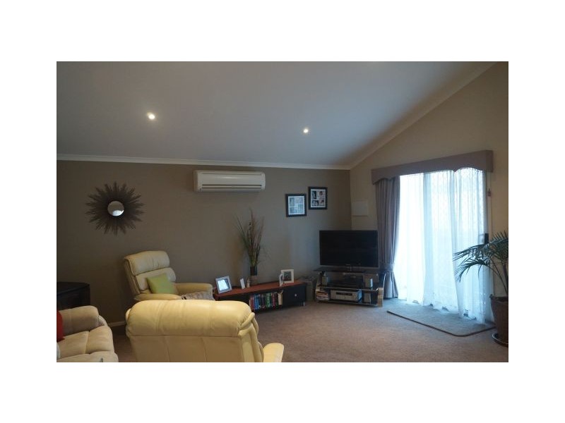 11/96-106 Elsie Jones Drive, Mooroopna VIC 3629