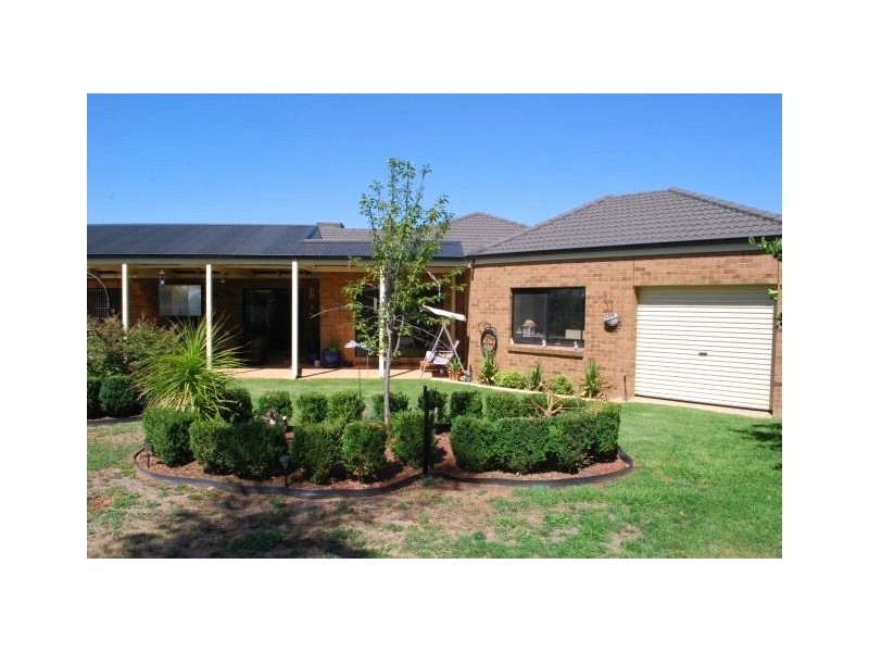 7 Sam Court, Shepparton VIC 3630