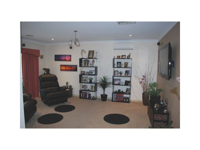 7 Sam Court, Shepparton VIC 3630