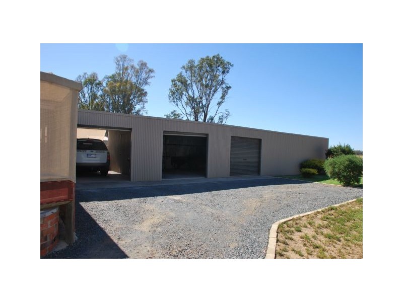 11A Wren Street, Toolamba VIC 3614