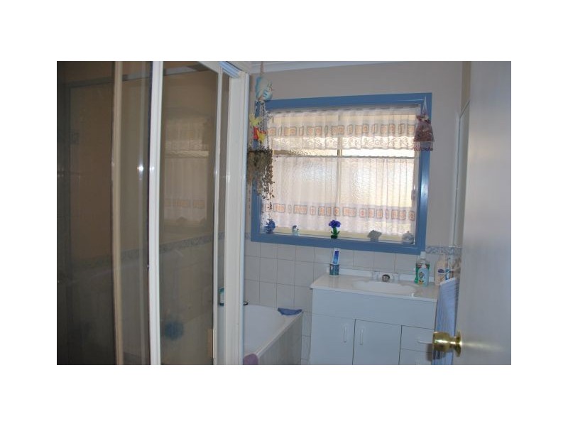 11A Wren Street, Toolamba VIC 3614