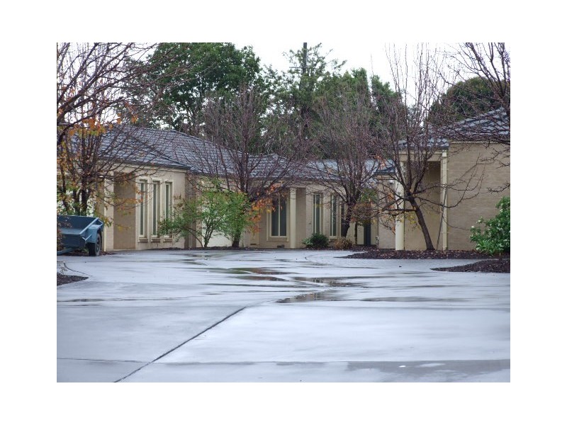 8/4 Ross Alan Drive, Shepparton VIC 3630