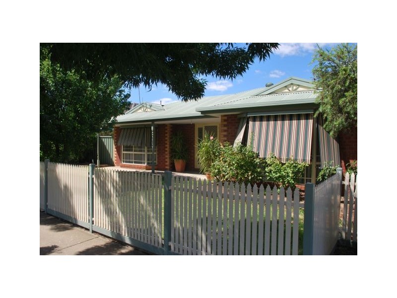 1/106 Ashenden Street, Shepparton VIC 3630