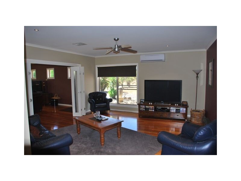 Zeerust Road, Zeerust VIC 3634