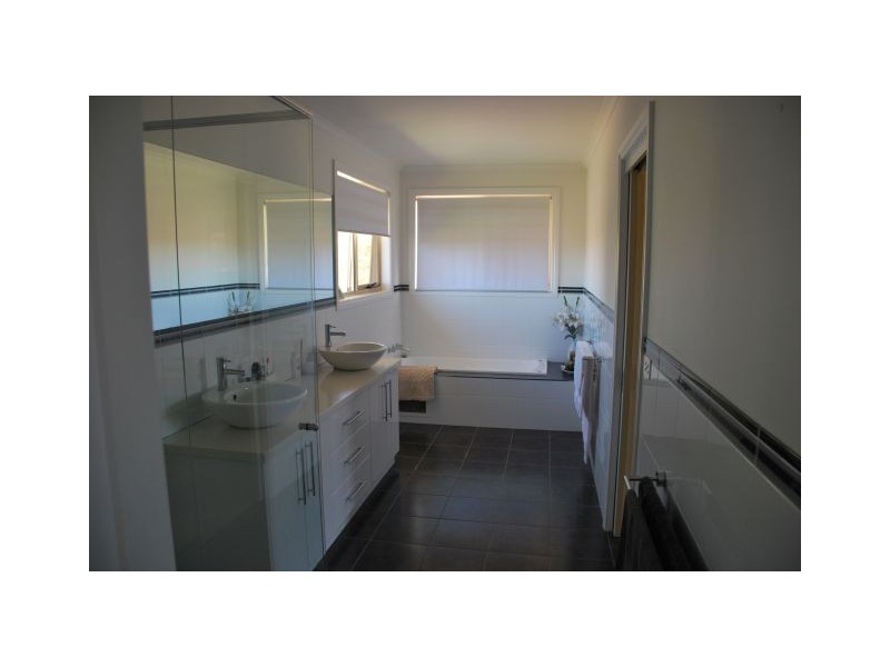 Zeerust Road, Zeerust VIC 3634