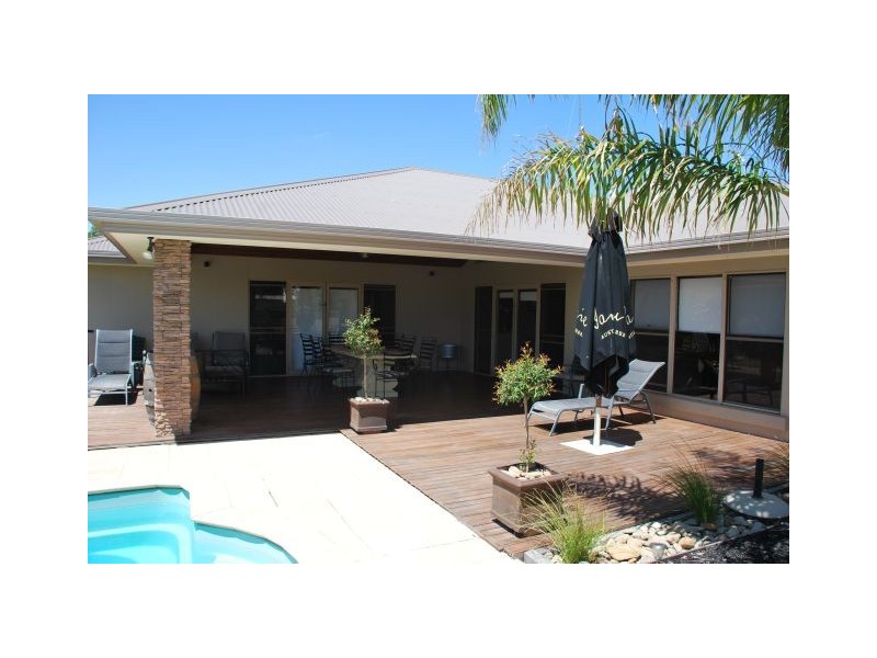 Zeerust Road, Zeerust VIC 3634