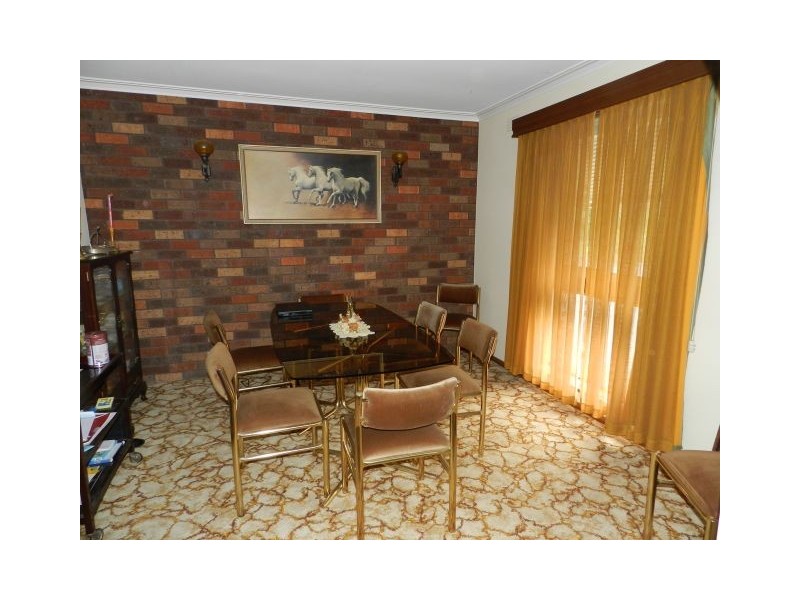 8 Service Road, Kialla West VIC 3631