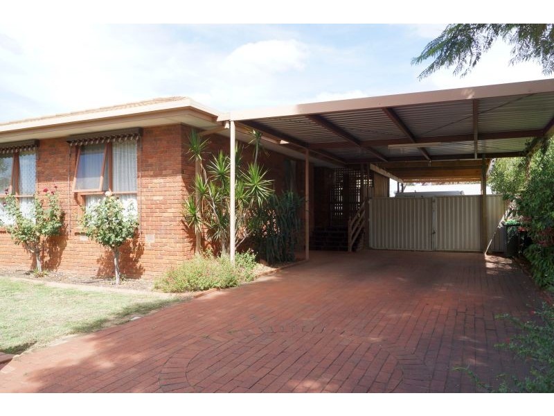 21 Baker Crescent, Mooroopna VIC 3629