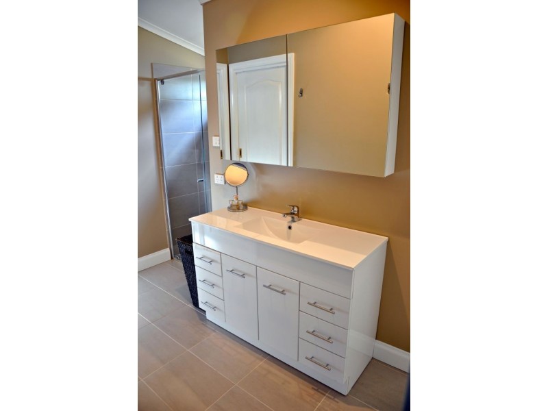 150 Balaclava Road, Shepparton VIC 3630