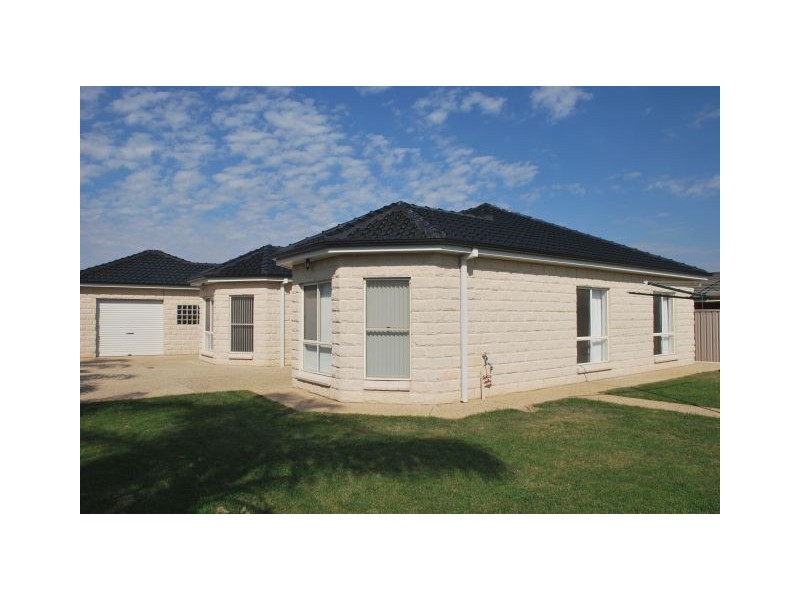 19 Nicholas Street, Shepparton VIC 3630