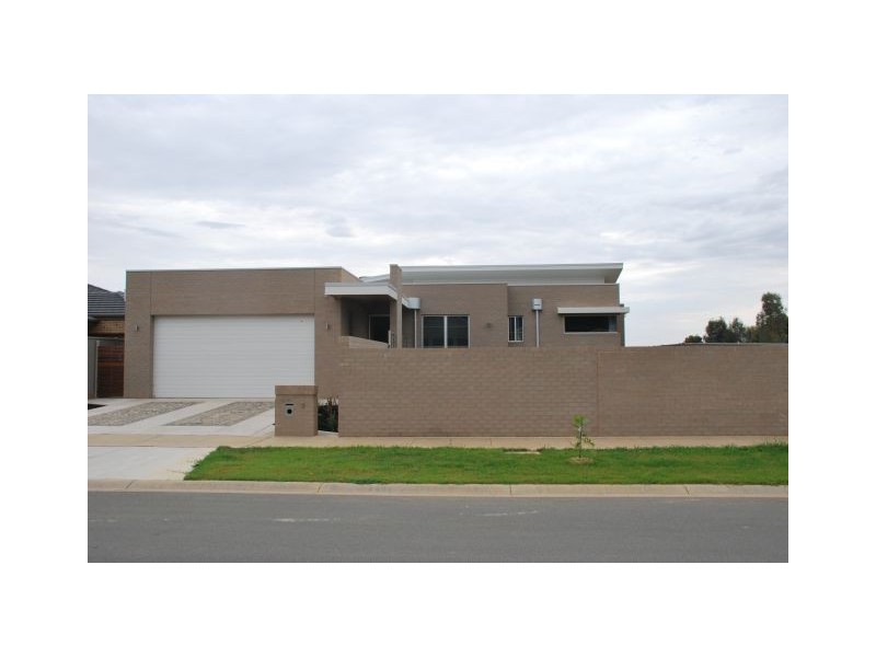 3 Brookwater Crescent, Tatura VIC 3616