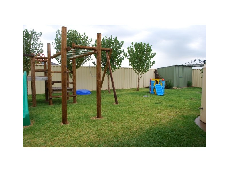 3 Arrowsmith Street, Mooroopna VIC 3629