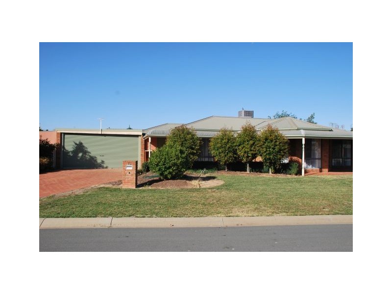 13 Buffalo Court, Kialla VIC 3631