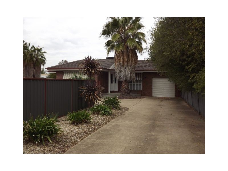 2/21 Balmoral Street, Kialla VIC 3631