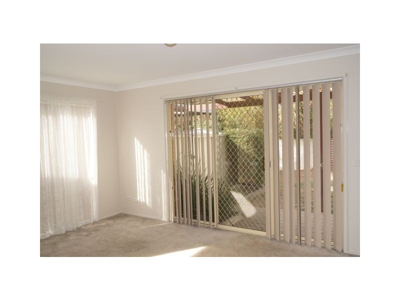 4/16 Helmer Street, Mooroopna VIC 3629