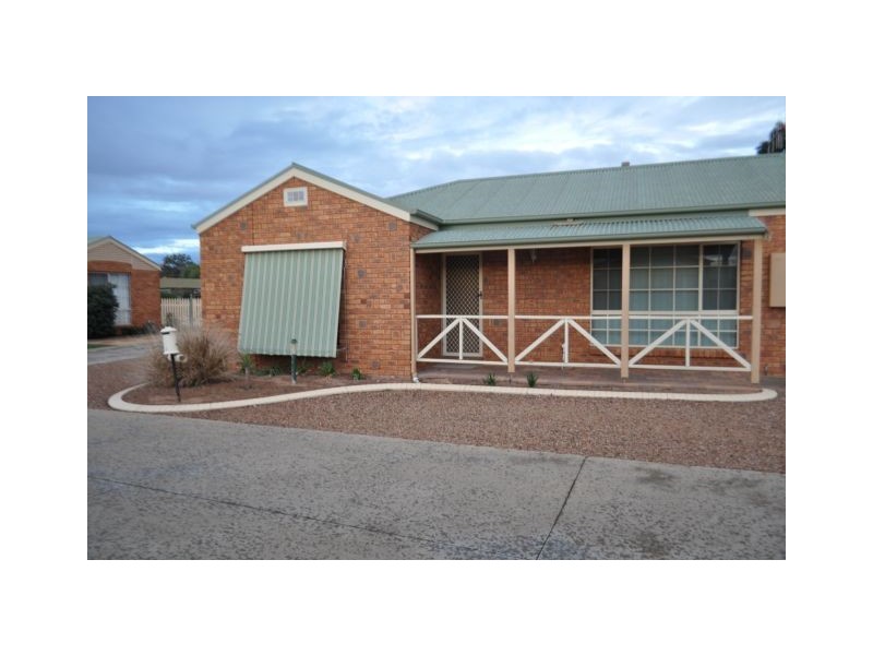 4 Nightingale Close, Mooroopna VIC 3629