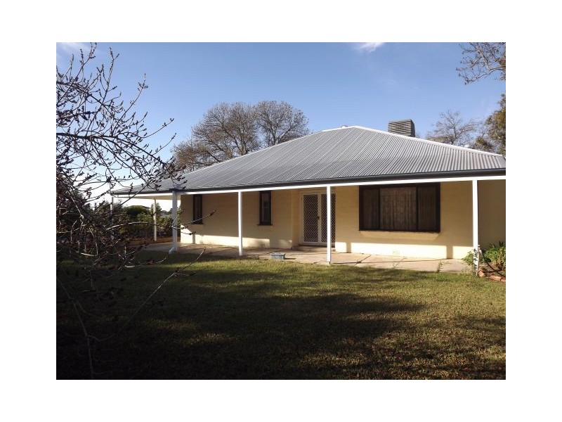 360 Poplar Ave, Shepparton VIC 3630