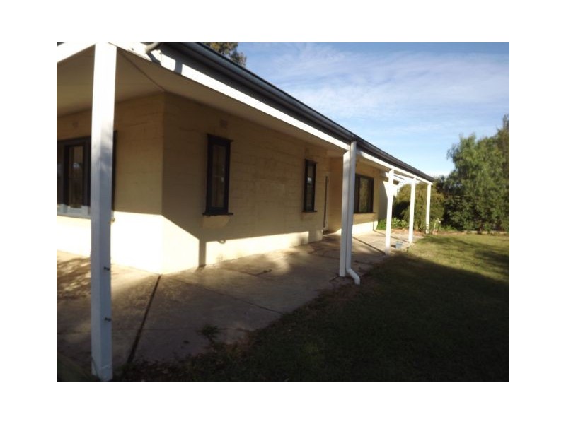 360 Poplar Ave, Shepparton VIC 3630