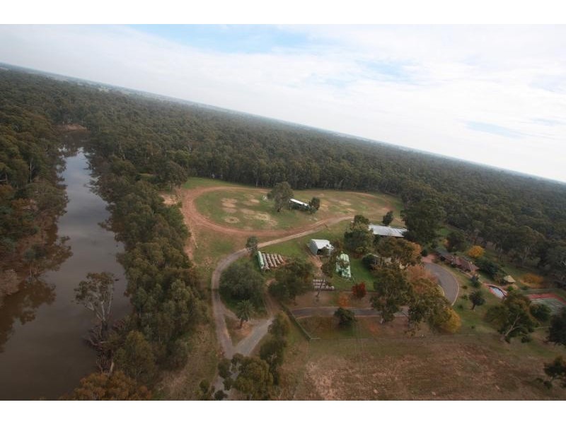 11 Edgewater Road, Kialla VIC 3631