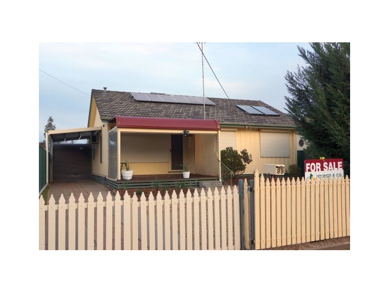 99 Carr Crescent, Mooroopna VIC 3629