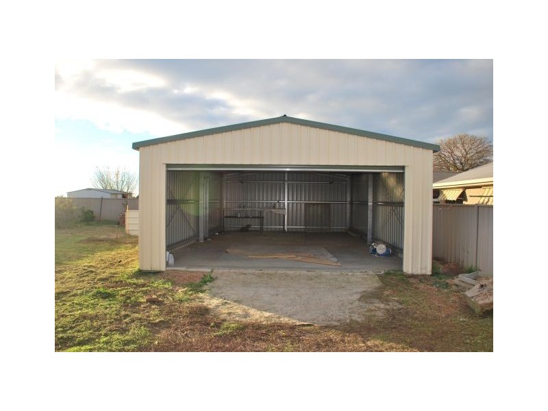 30 Jacobson Street, Mooroopna VIC 3629