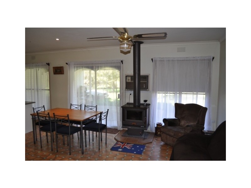 2340 Katamatite Shepparton Road, Tallygaroopna VIC 3634