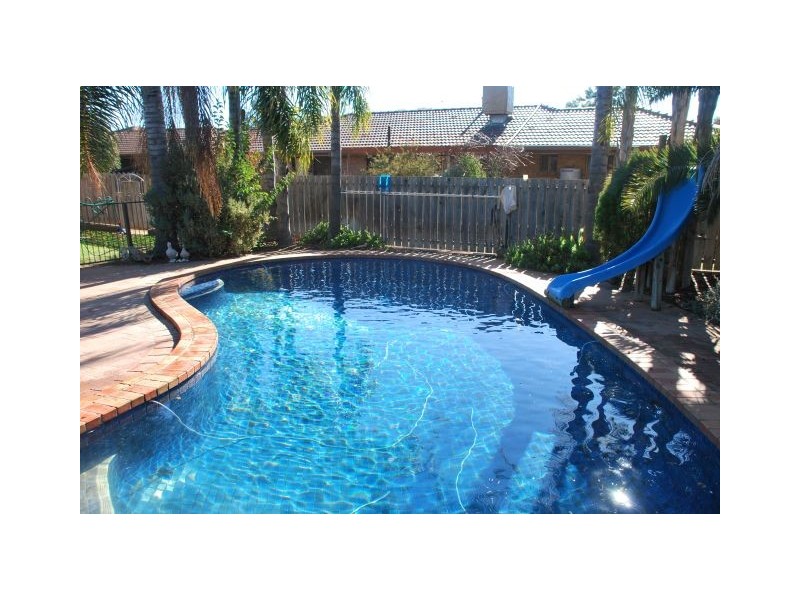 2 Holmes Court, Numurkah VIC 3636