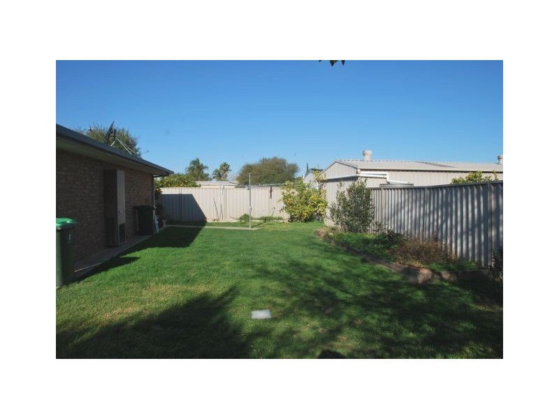 24 Silvan Crescent, Kialla VIC 3631