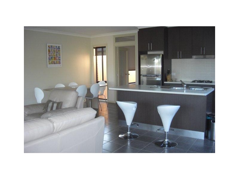 26 Glenlyon Ave, Shepparton VIC 3630