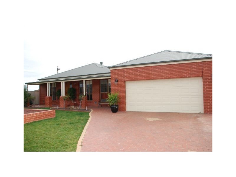 89 Parkside Drive, Shepparton VIC 3630