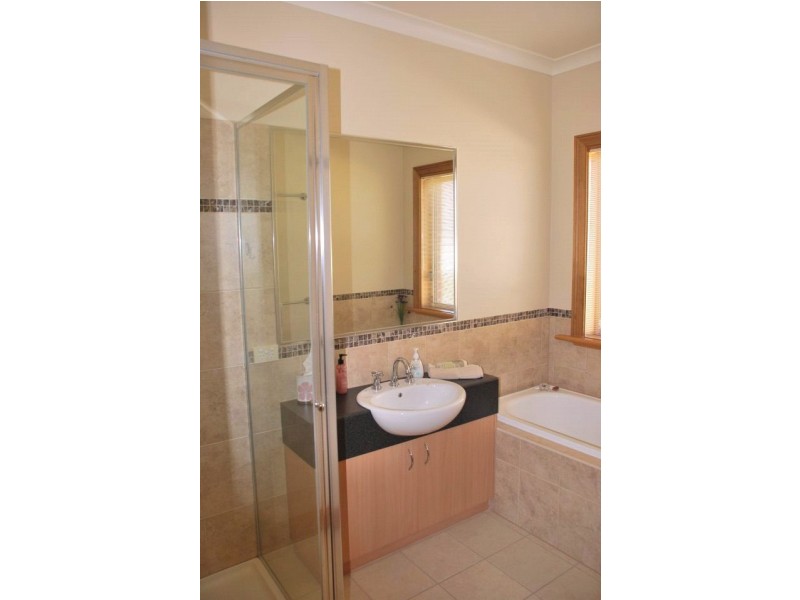 1/21 Menzies Crescent, Shepparton VIC 3630