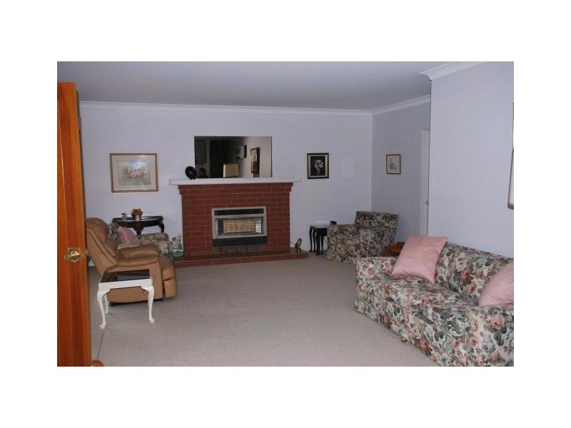 8 Talinga Crescent, Shepparton VIC 3630