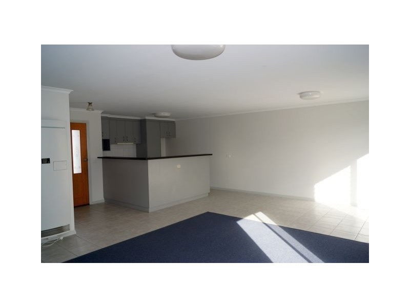1 & 2/33 McDonald Street, Shepparton VIC 3630