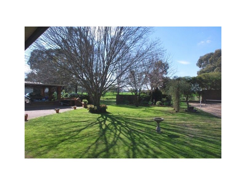 548 Wunghnu Road, Drumanure VIC 3636