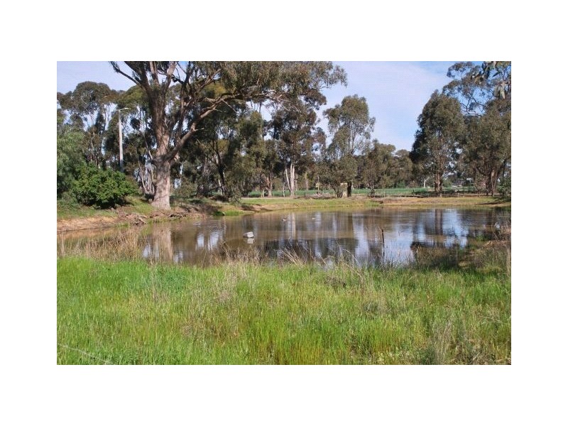 548 Wunghnu Road, Drumanure VIC 3636